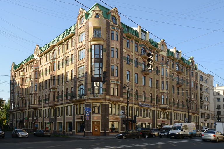<<МНОГОКВАРТИРНЫЙ ДОМ>>)